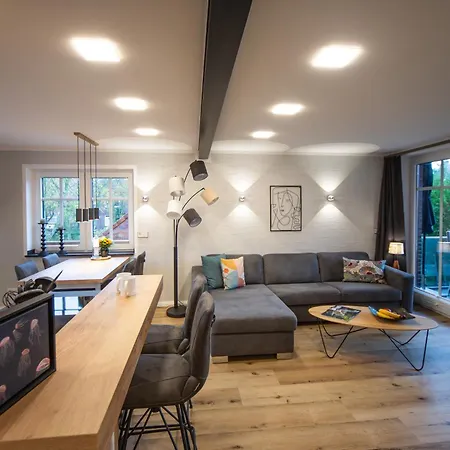 Winkelschiffchen V Im Ortszentrum