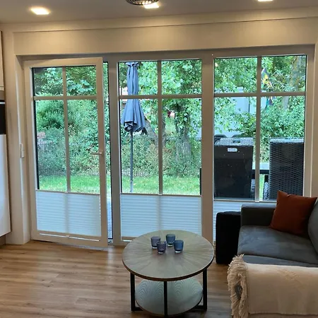 Winkelschiffchen V Im Ortszentrum * 于斯德